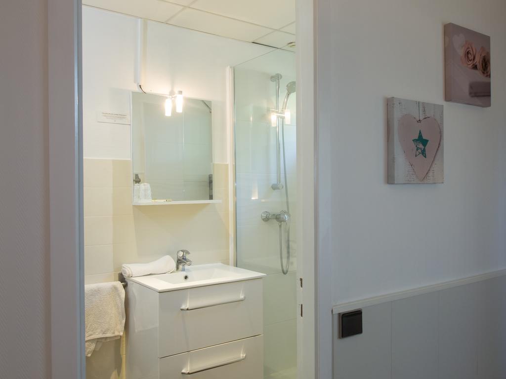 Logis Hotel L'Abricotine Tain-l'Hermitage Luaran gambar